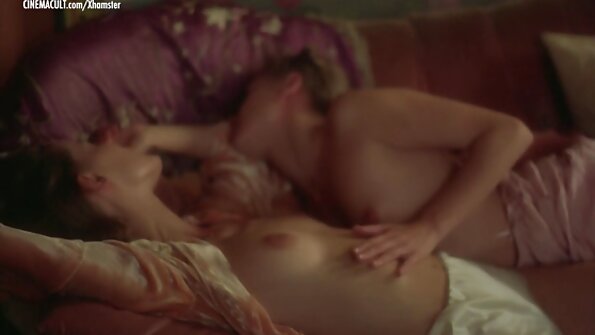 मोठ्या boobies सह श्यामला starlet एक सुपर गरम स्टड द्वारे खिळले जाते