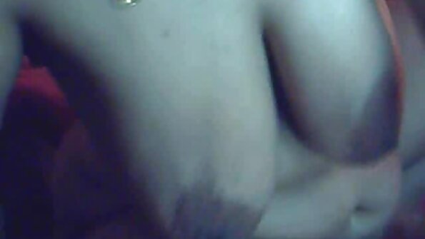 Busty गोरा पोर्नस्टार तरुण dicks खूप भुकेलेला आहे